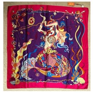 NWT WENSLI SILK SQUARE SCARF